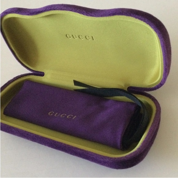 Gucci hardshell velvet eyeglass or sunglass case - Picture 1 of 6